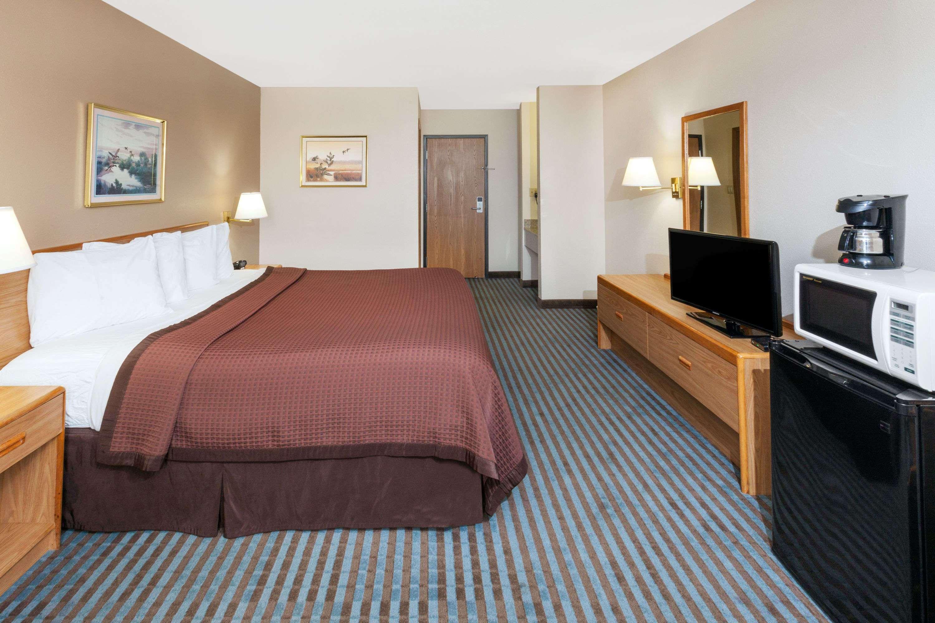 Days Inn By Wyndham Чарлстон Екстер'єр фото