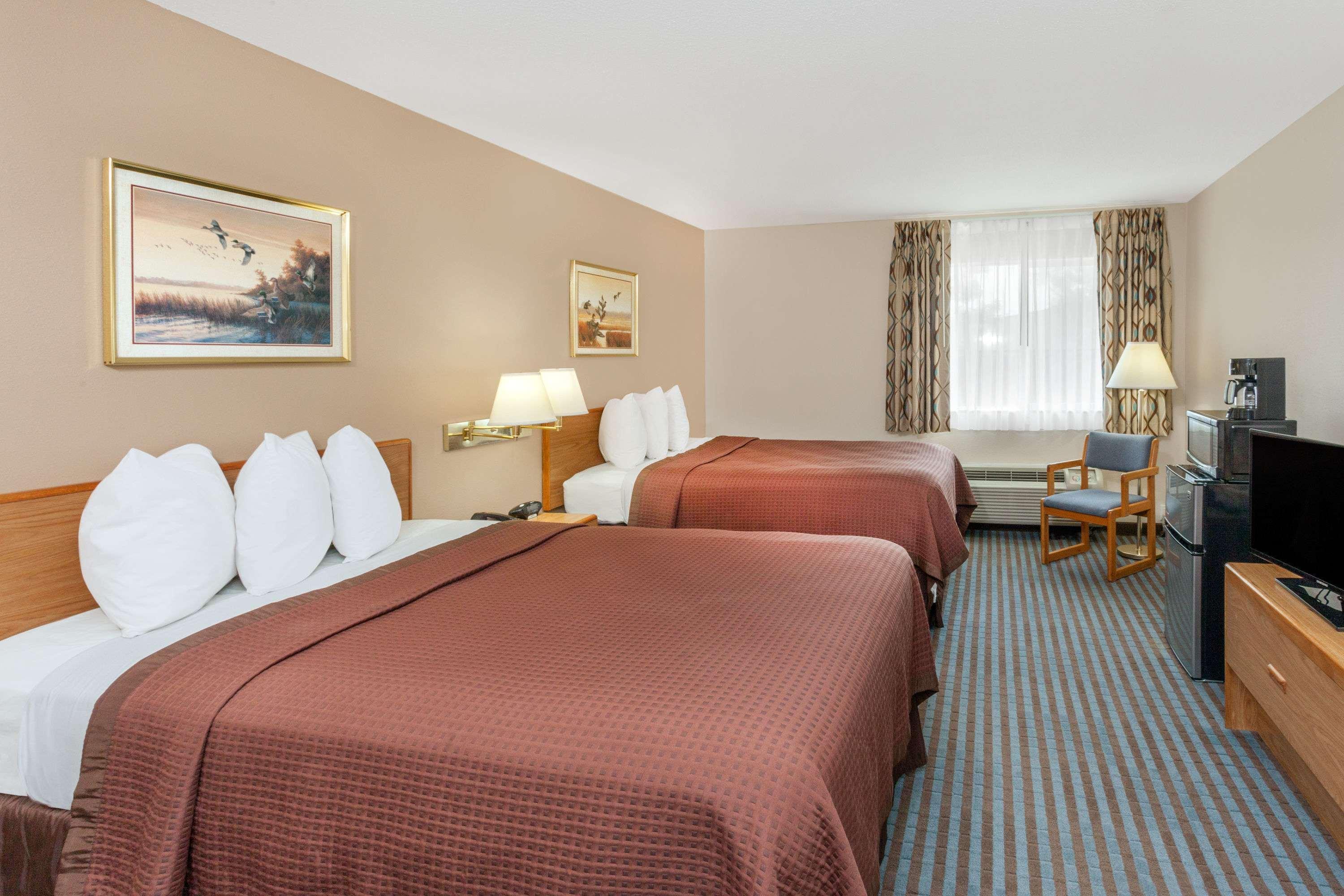 Days Inn By Wyndham Чарлстон Екстер'єр фото