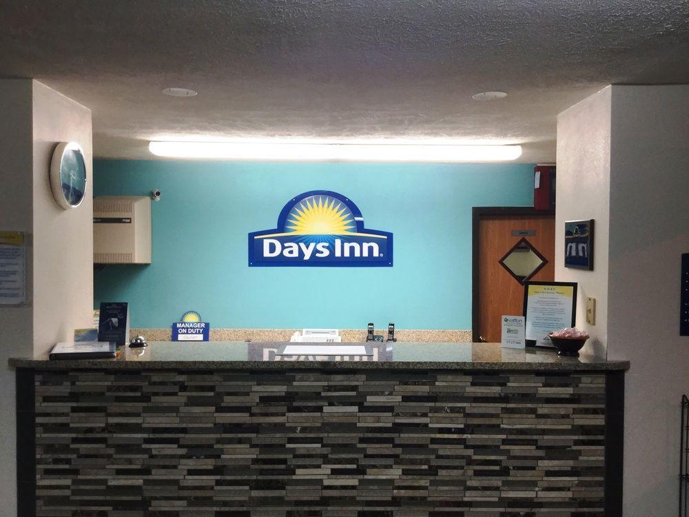 Days Inn By Wyndham Чарлстон Екстер'єр фото
